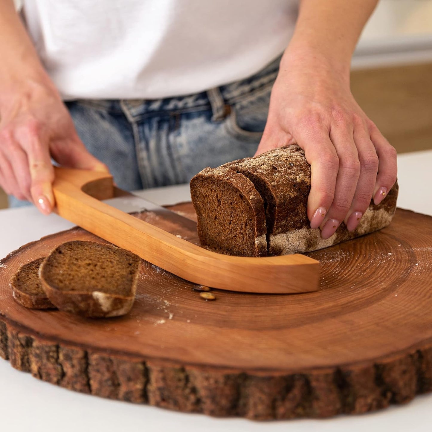 Breadly™ Wooden Bread Bow Knife - Perfect for Precise Bread Cutting